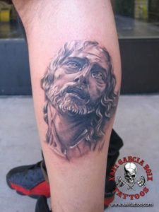xavi garcia boix tattoo retrato realismo portrait realism tatuaje valencia diversos random crstto jesucristo jesuscrist christianism cristianismo