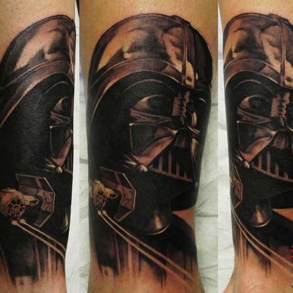 xavi garcia boix tattoo retrato realismo portrait realism tatuaje valencia diversos random darth vader star wars mandalorian disney