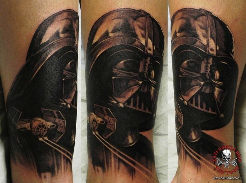 xavi garcia boix tattoo retrato realismo portrait realism tatuaje valencia diversos random darth vader star wars mandalorian disney