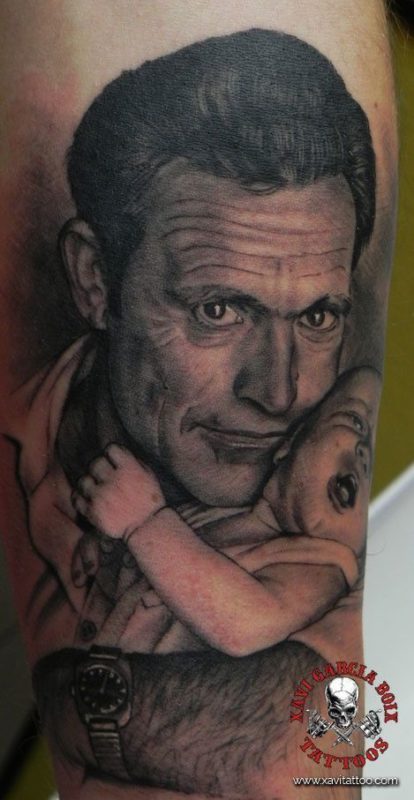 xavi garcia boix tattoo retrato realismo portrait realism tatuaje valencia familia family tatuajes padre rafa