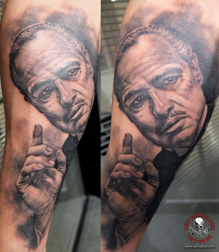 xavi garcia boix tattoo retrato realismo portrait realism tatuaje valencia tatuajes personajes famosos famous characters marlon brando el padrino godfather