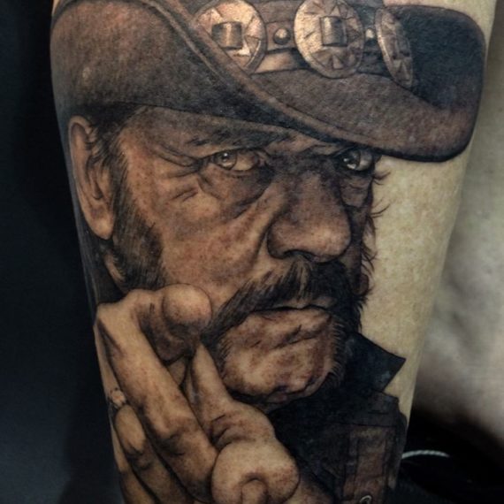 xavi garcia boix tattoo retrato realismo portrait realism tatuaje valencia tatuajes personajes famosos famous characters motorhead Lemmy Kilmister-01