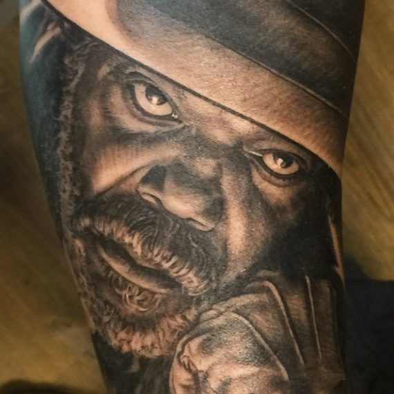 xavi garcia boix tattoo retrato realismo portrait realism tatuaje valencia tatuajes personajes famosos famous characters samuel l jackson-01